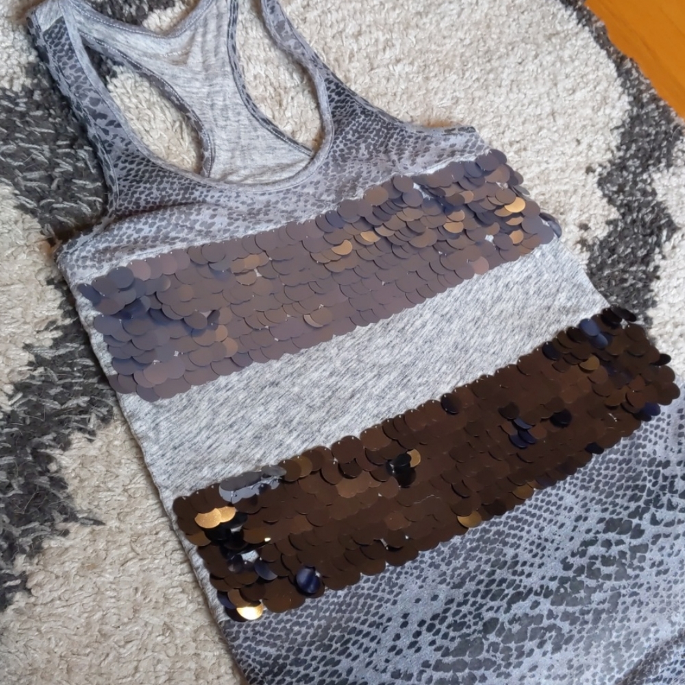 💥3/$23 Express Snakeskin & Sequin Tank